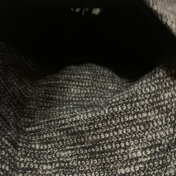 Lululemon sit-up jacket size 4 - Picture 7 of 8